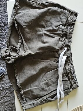 Volcom Olive Drawstring Casual Athletic Shorts